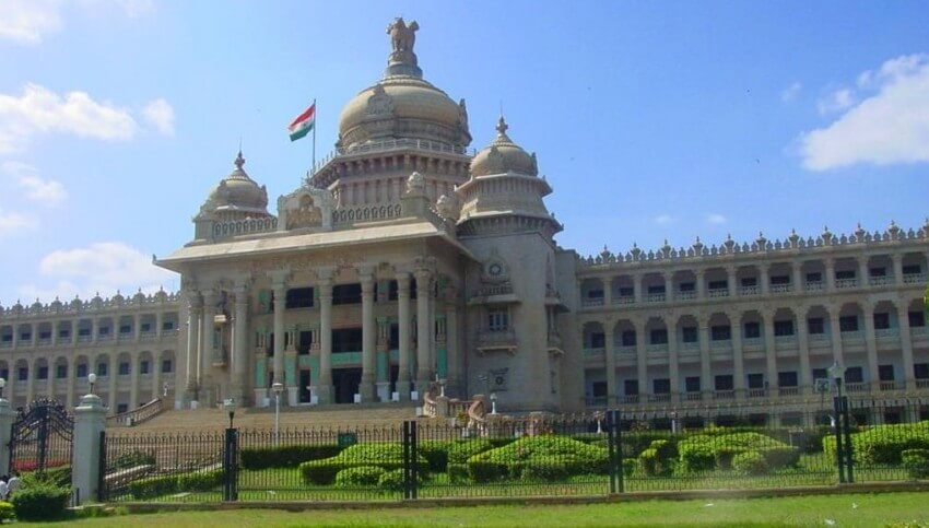 Bangalore to Bengaluru: The Silicon Valley of India Bangalore to Bengaluru: The Silicon Valley of India