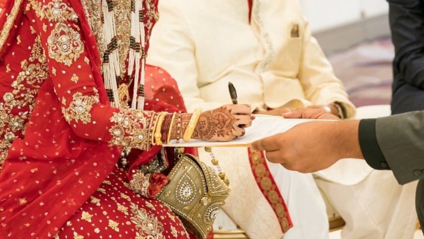 Hindu Wife Can’t Inherit Muslim Husband’s Property, Rules SC Hindu Wife Can’t Inherit Muslim Husband’s Property, Rules SC